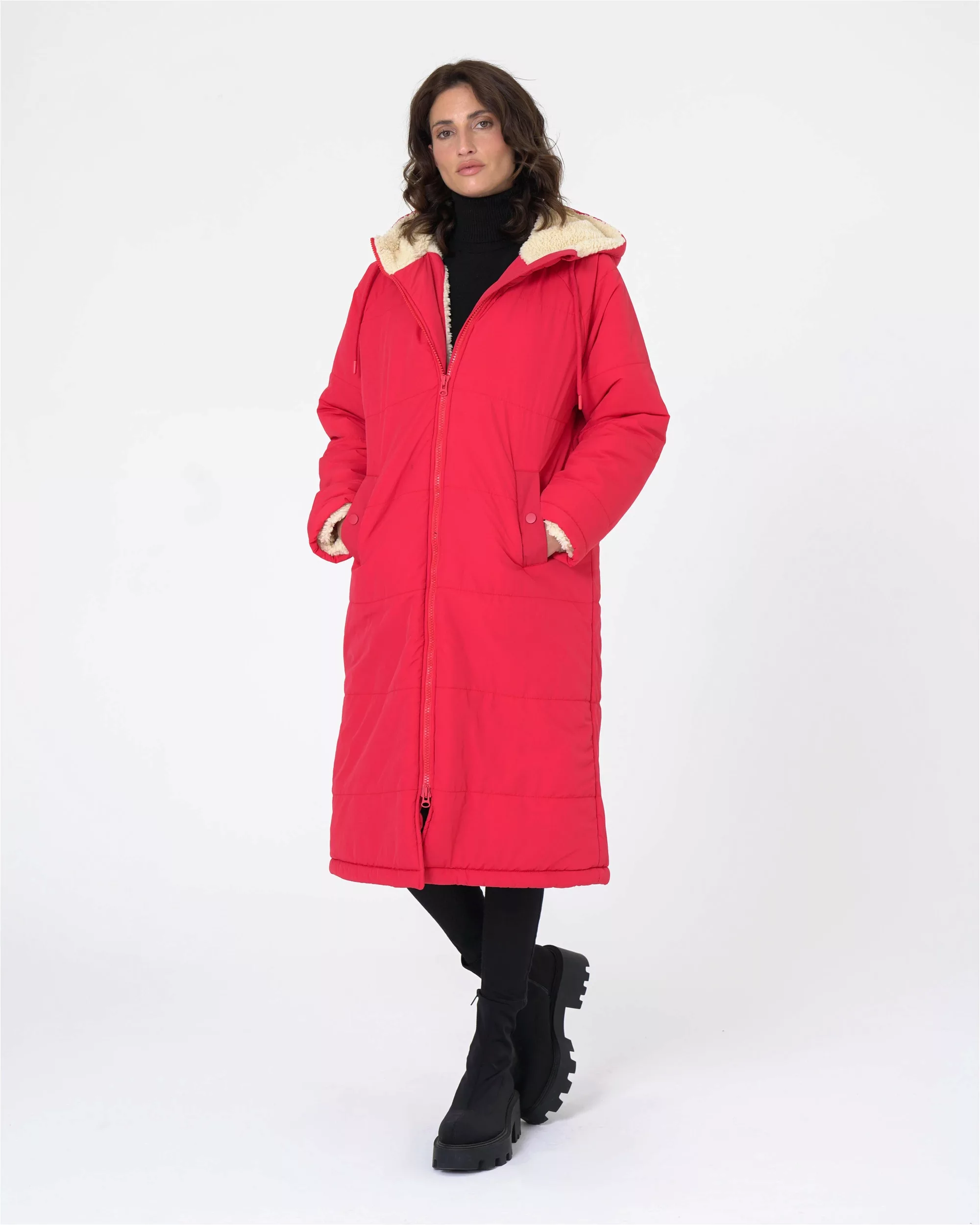 freshlions Wintermantel "Emilia", (1 tlg.), mit großer, verstellbarer Kapuz günstig online kaufen