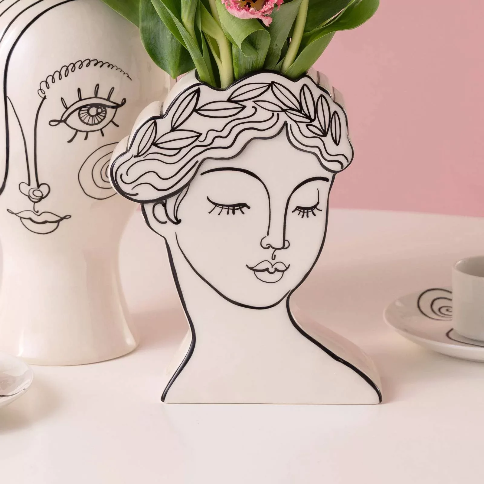 KARE Vase Favola Lady, Höhe 25 cm, Keramik, schwarz/weiß günstig online kaufen