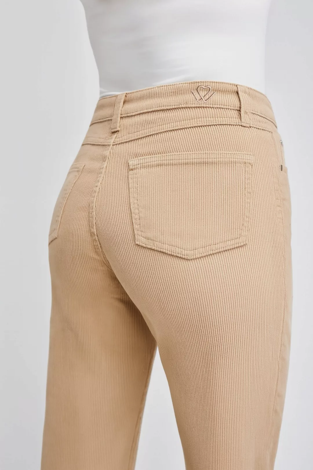 wonderjeans Bequeme Jeans "Loose Fit", mit aktuell weiten Beinverlauf günstig online kaufen