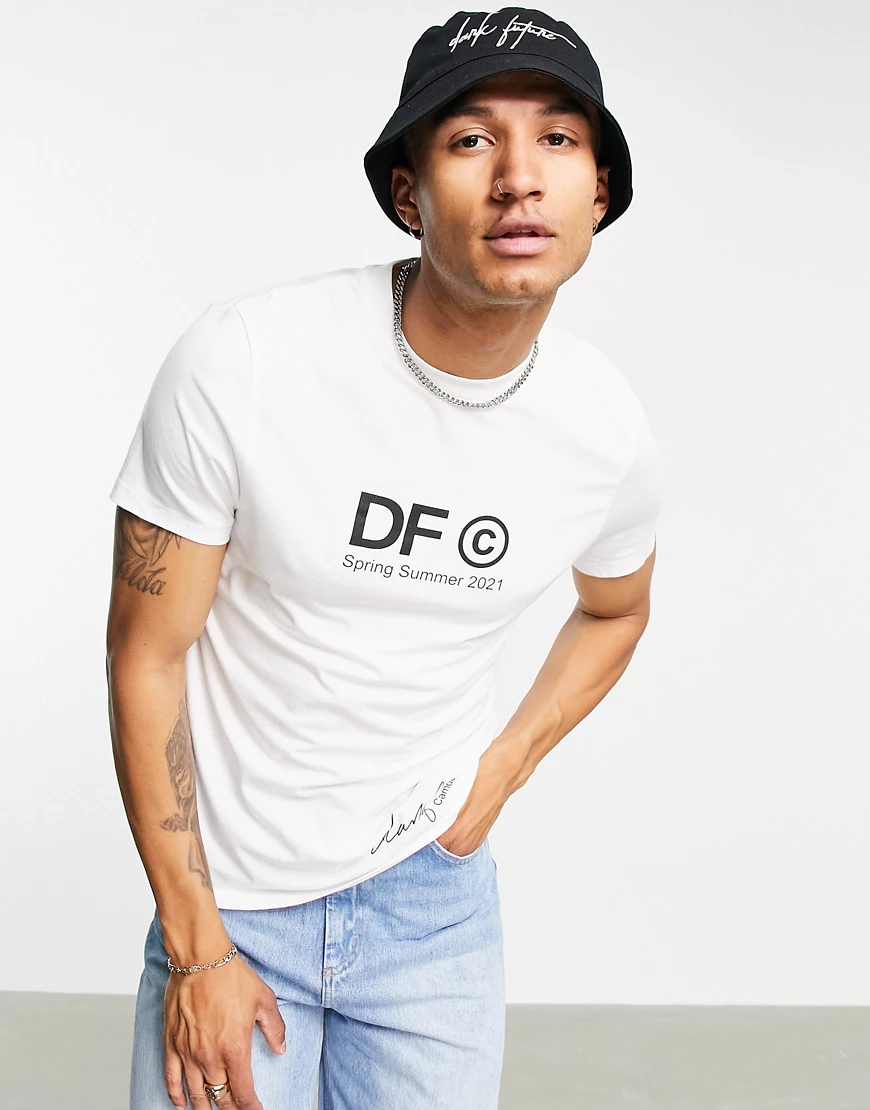 ASOS – Dark Future – T-Shirt mit mehreren Logoprints in Weiß günstig online kaufen