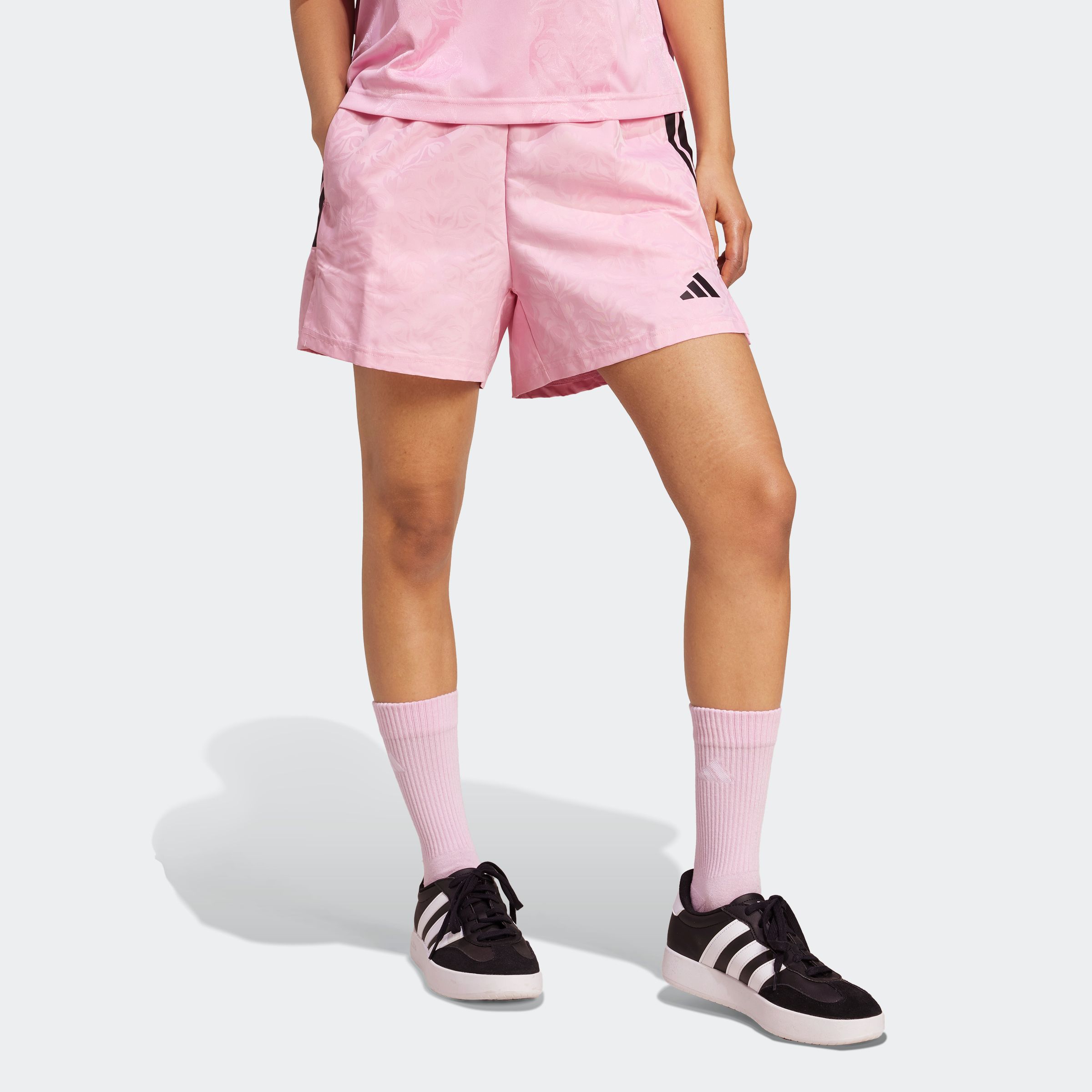 adidas Sportswear Shorts "W TIRO Q3 SH", (1 tlg.) günstig online kaufen
