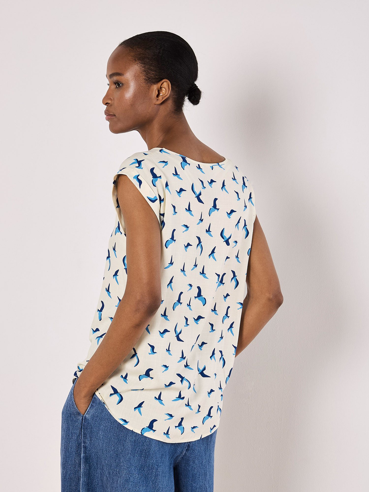 Apricot T-Shirt Grafisches Vogel-T-Shirt, mit weitem günstig online kaufen