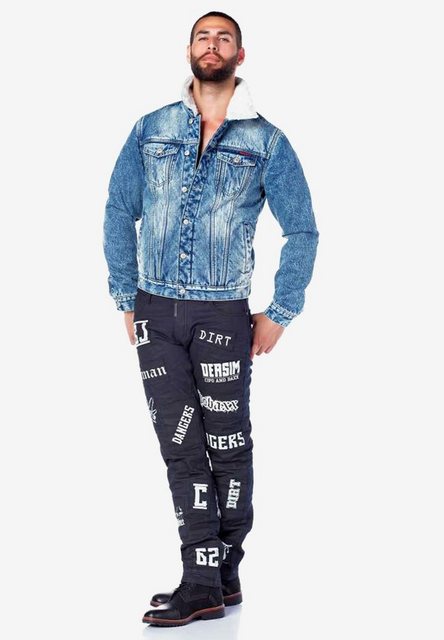 Cipo & Baxx Bequeme Jeans mit stylishen Schriftzügen günstig online kaufen
