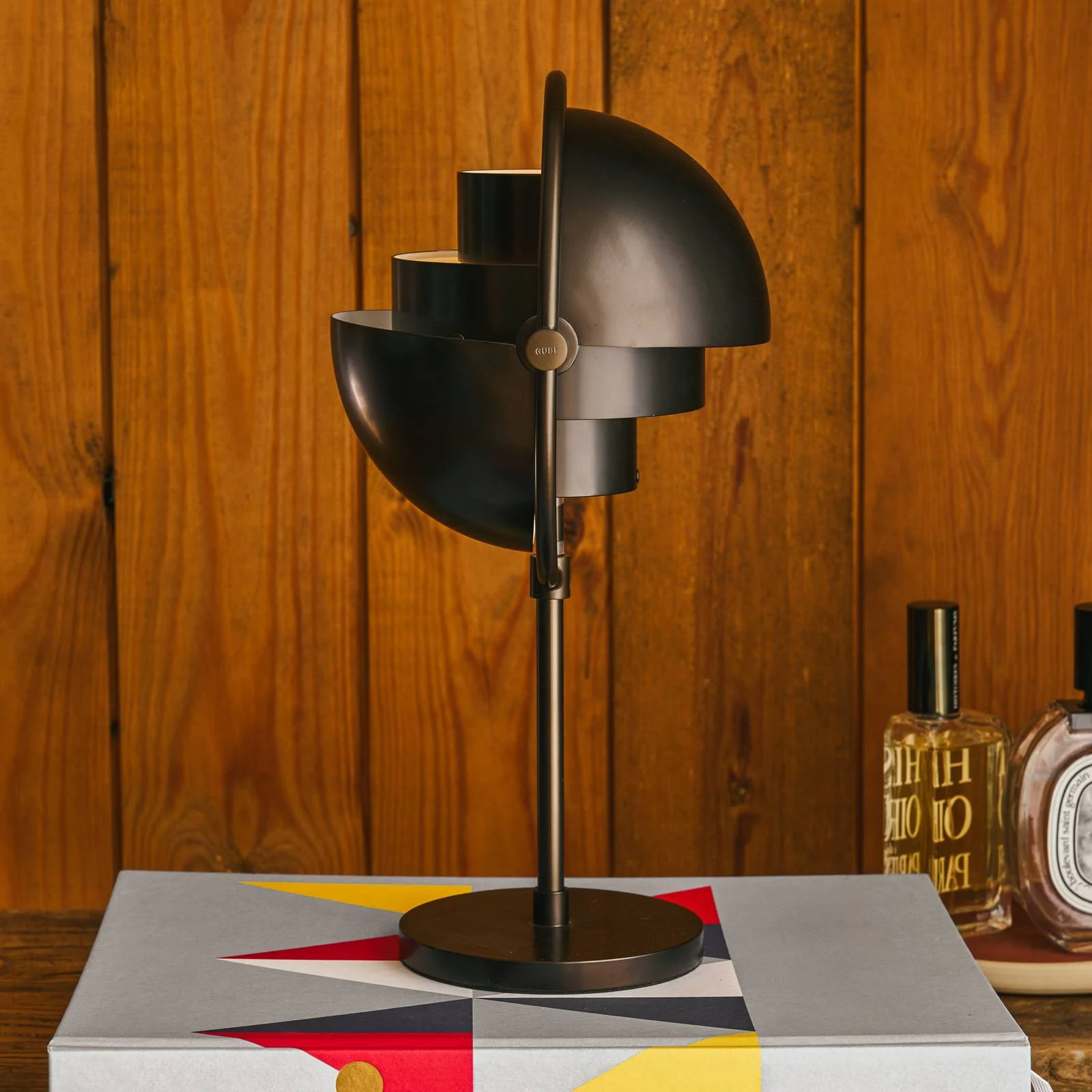 Gubi Akku-Tischleuchte-Multi-Lite, schwarz Metall Höhe 30 cm günstig online kaufen
