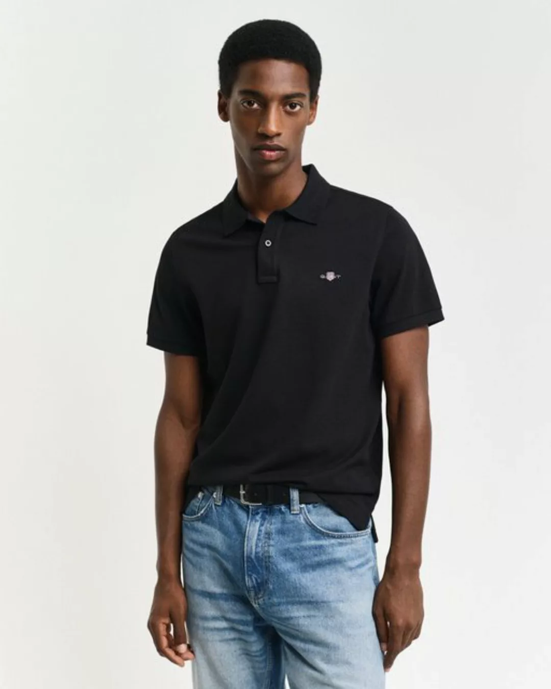 Gant Poloshirt "REG SHIELD SS PIQUE POLO", mit Logo und Flachstrickkragen 1 günstig online kaufen