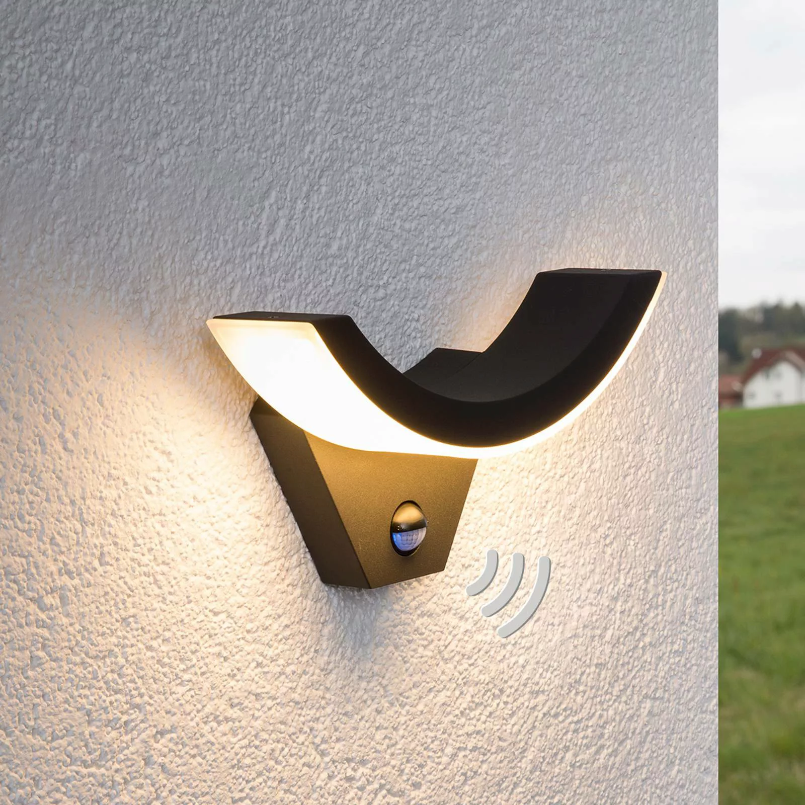 LED-Außenwandleuchte Half mit Bewegungssensor günstig online kaufen