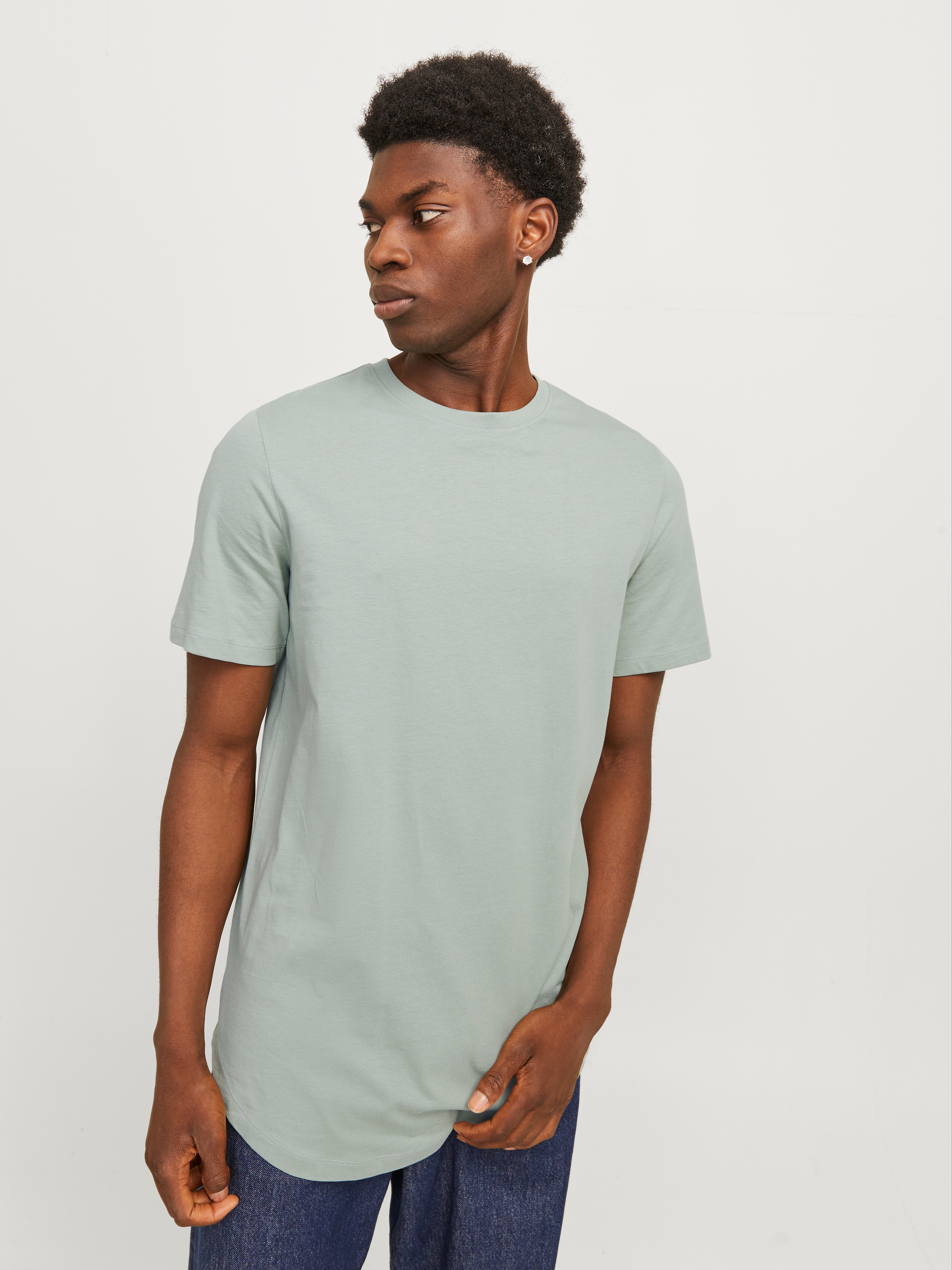 Jack & Jones Rundhalsshirt "JJENOA TEE SS CREW NECK NOOS", mit abgerundetem günstig online kaufen