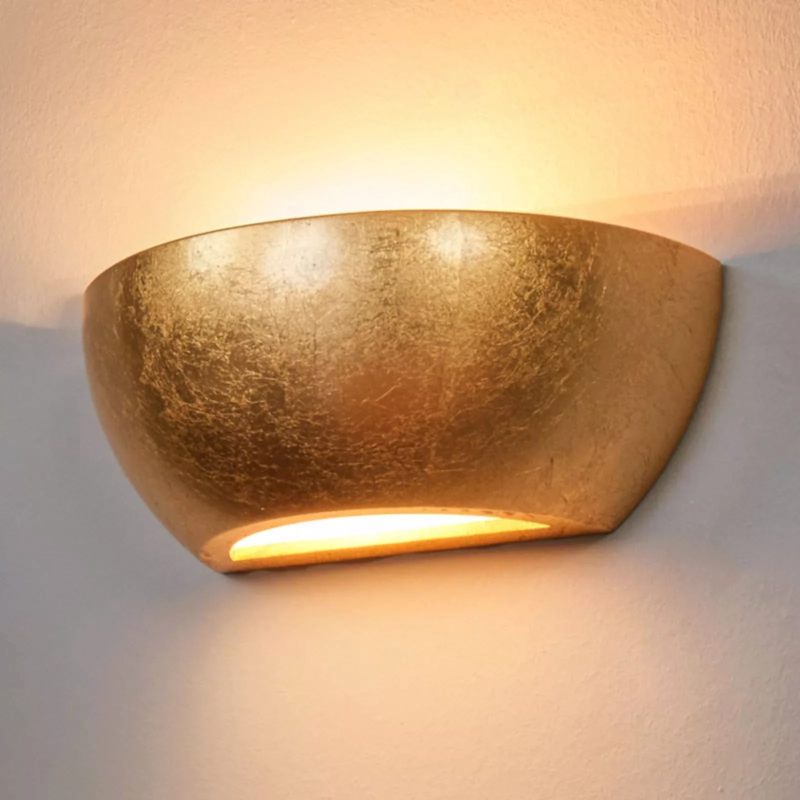 Lindby Wandleuchte Kolja, goldfarben, Gips, 25 cm breit, E14 günstig online kaufen