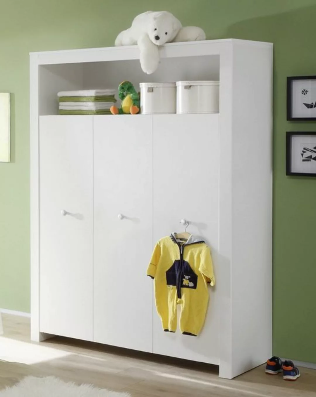 trendteam Kleiderschrank Kleiderschrank Babyzimmer Olivia, weiß, 3-türig günstig online kaufen