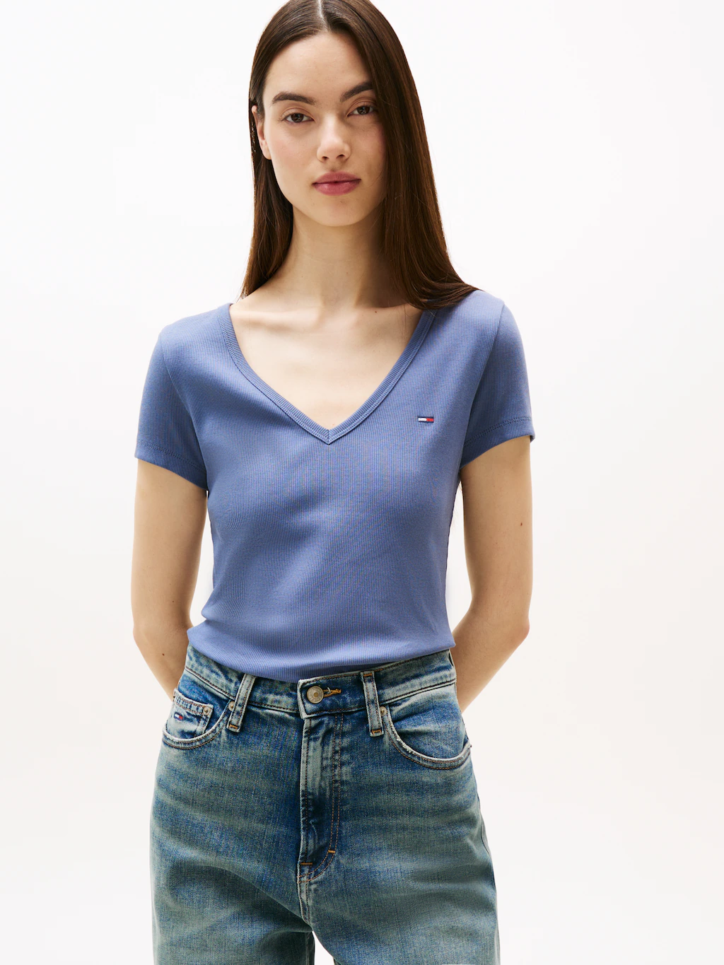 Tommy Jeans Kurzarmshirt "TJW SLIM ESSENTIAL RIB V SS", mit gerippter Struk günstig online kaufen