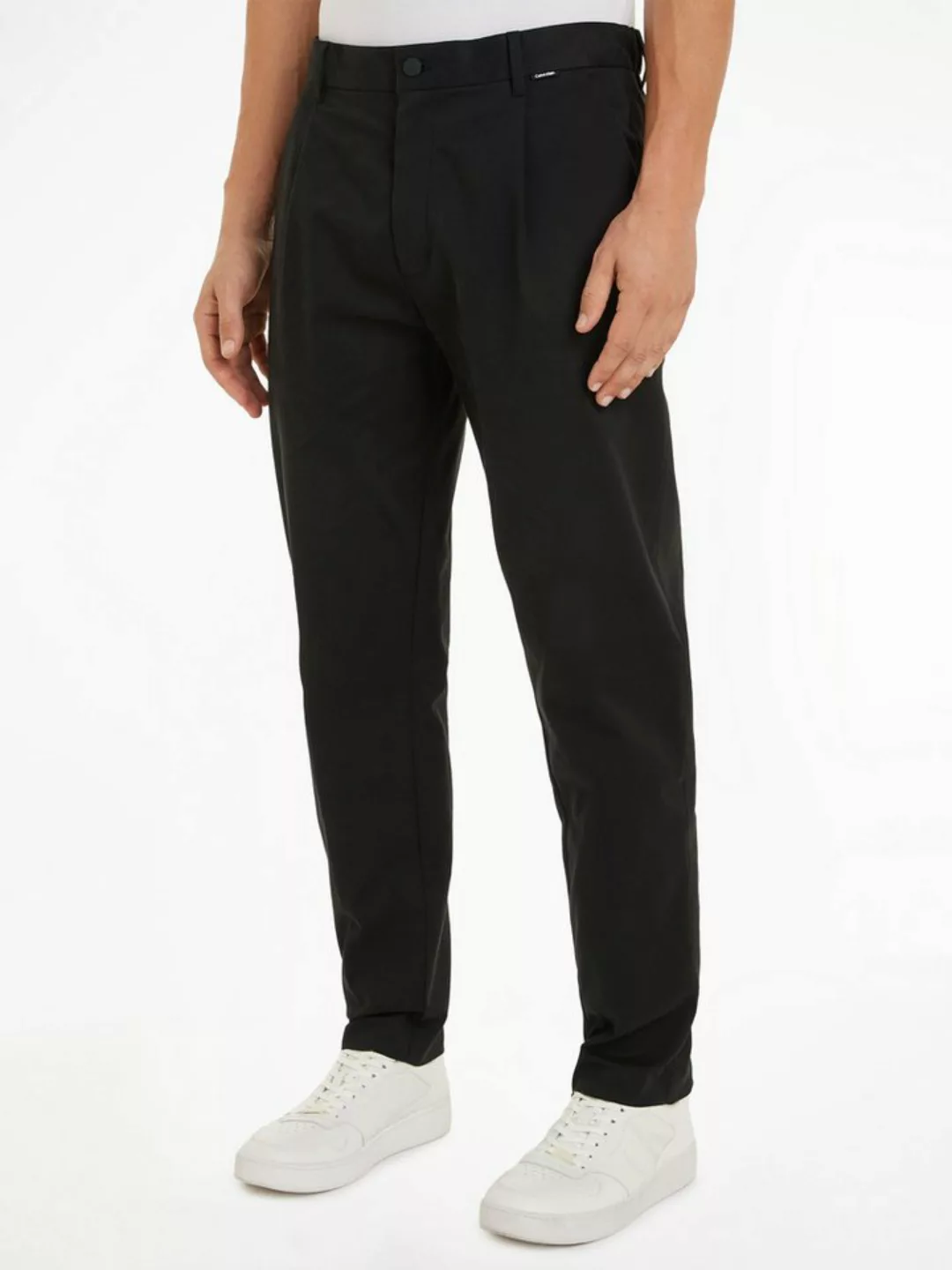 Calvin Klein Bügelfaltenhose MODERN TWILL TAPERED PLEAT PANTS mit Logoprägu günstig online kaufen