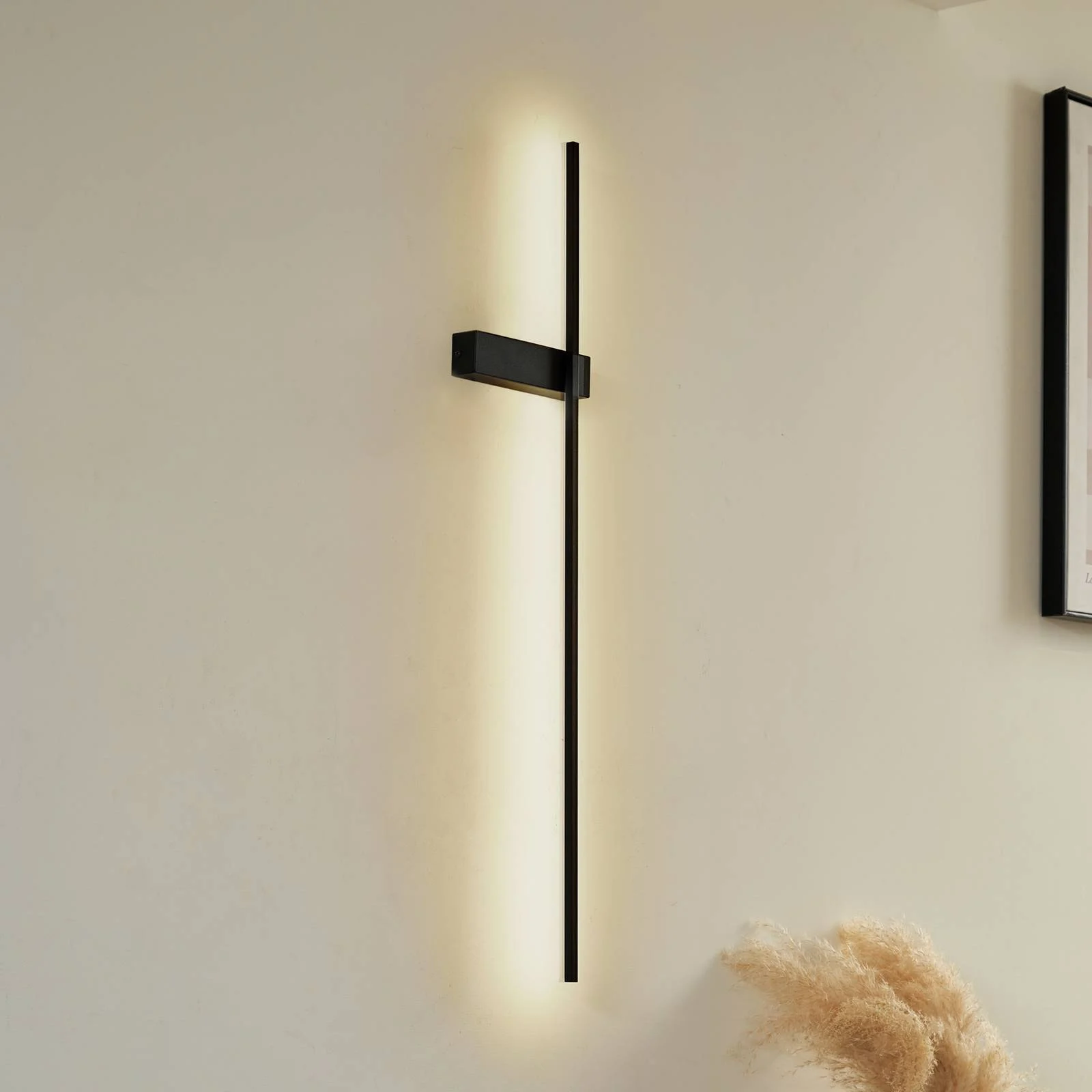 Lindby LED-Wandleuchte Natsumi, schwarz, Aluminium, 90 cm günstig online kaufen