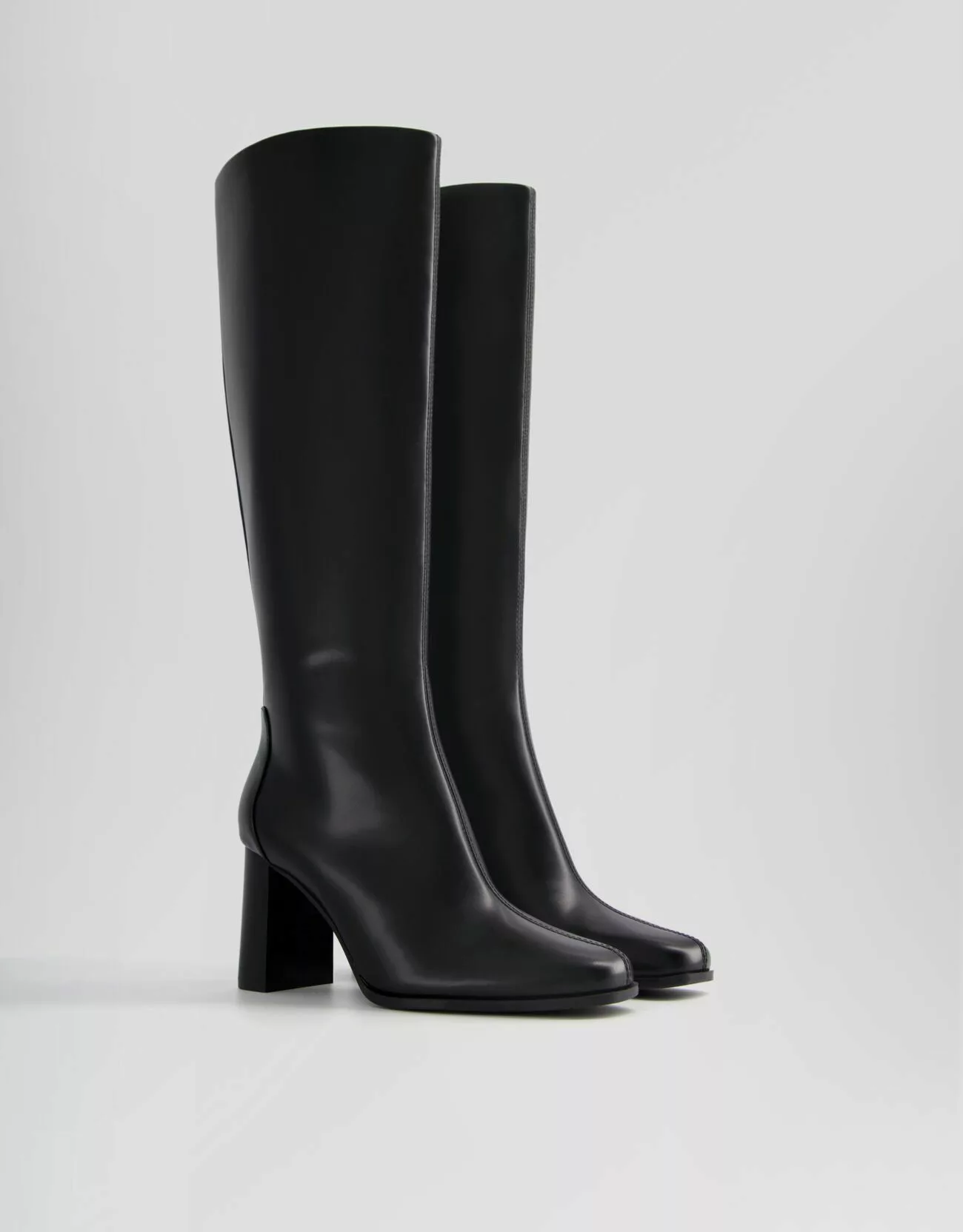 Bershka Stiefel Mit Breitem Absatz Und Reißverschluss Damen 41 Schwarz günstig online kaufen