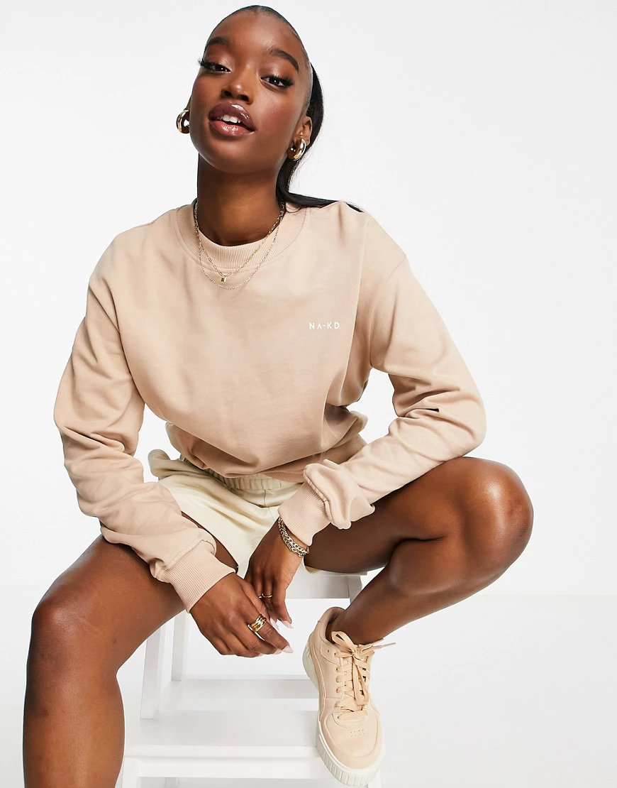 NA-KD – Sweatshirt mit Logodruck in Beige-Neutral günstig online kaufen