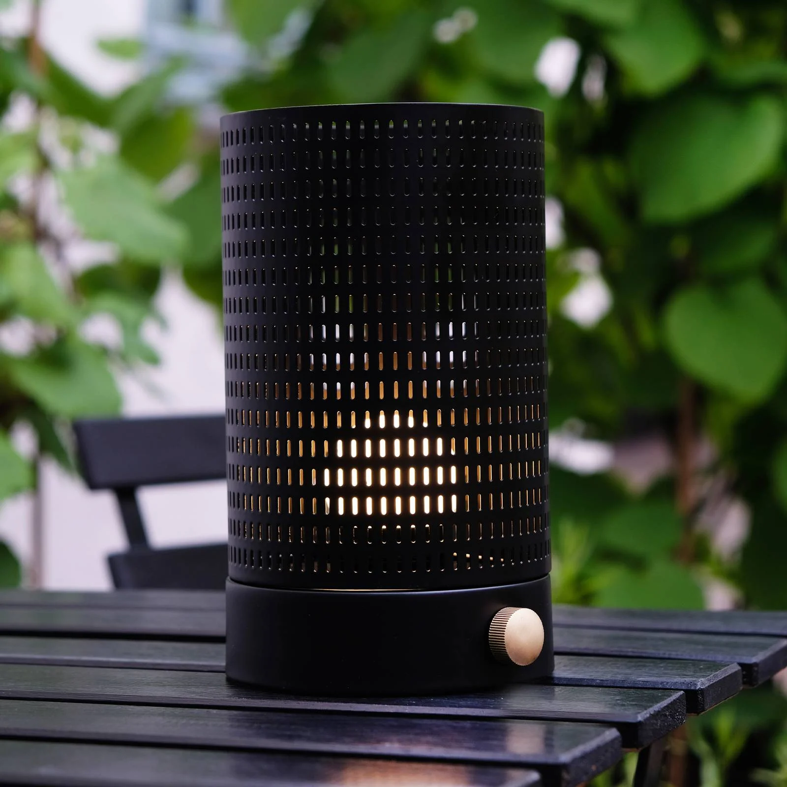Dyberg Larsen LED-Akku-Tischlampe Mesh, schwarz, Höhe 20 cm günstig online kaufen