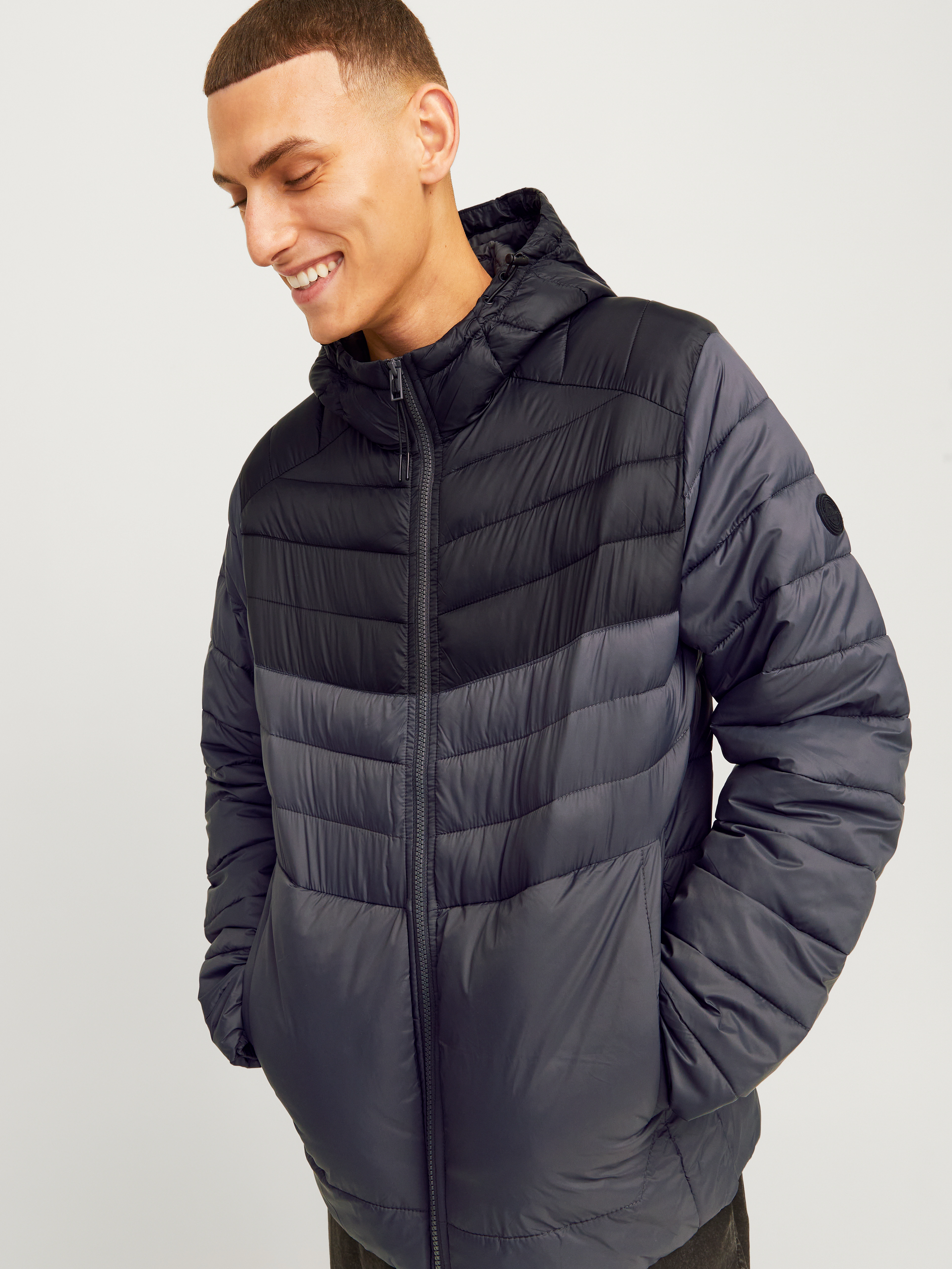 Jack & Jones Steppjacke "JJESPRINT PUFFER HOOD NOOS", mit Kapuze günstig online kaufen