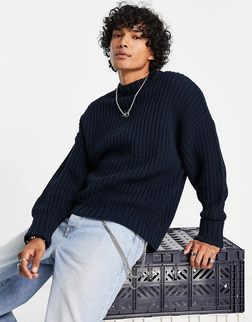ASOS DESIGN – Gerippter Pullover in Marineblau mit breitem Patentstrick und günstig online kaufen