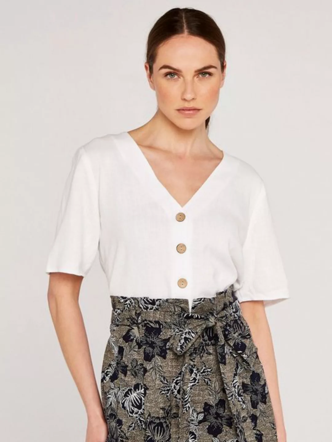 Apricot Klassische Bluse Half Sleeve Button Detail Top, (1-tlg) mit Knopfle günstig online kaufen