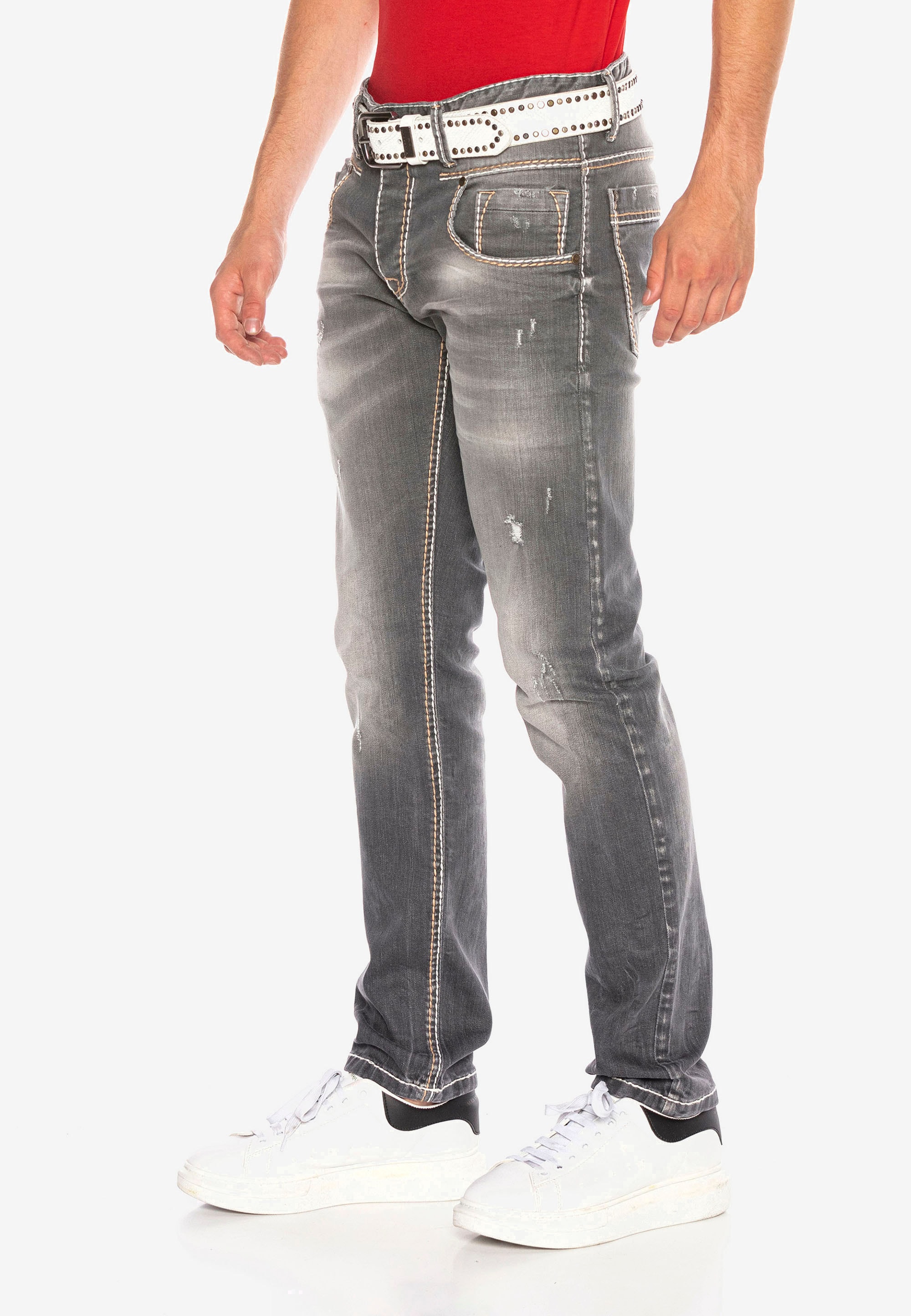 Cipo & Baxx Bequeme Jeans "CD668", in modernem Straight Fit-Schnitt günstig online kaufen