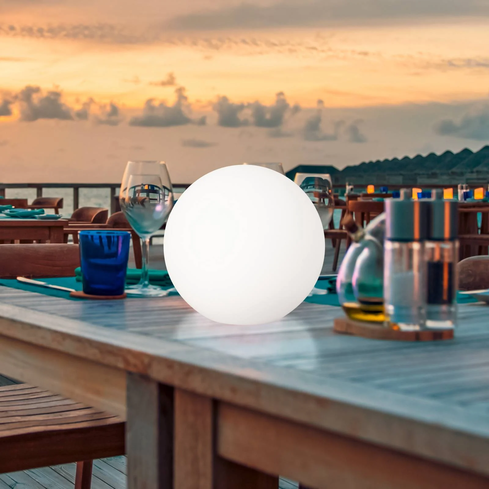 LED-Solar-Außenleuchte Dabus, Ø 30 cm, Kugel, weiß, Acryl günstig online kaufen