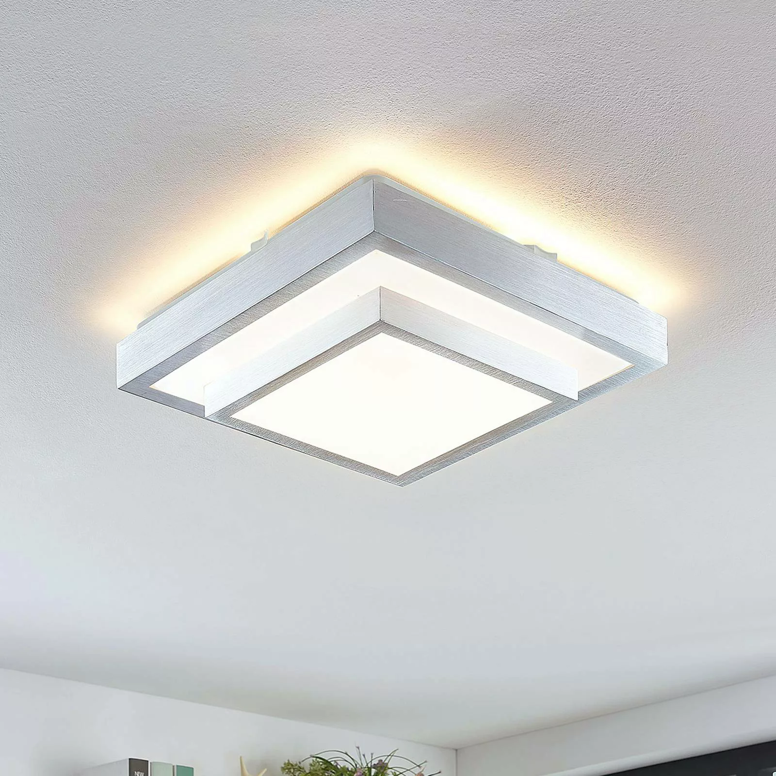 Lindby Mirco LED-Alu-Deckenlampe, eckig, 32 cm günstig online kaufen