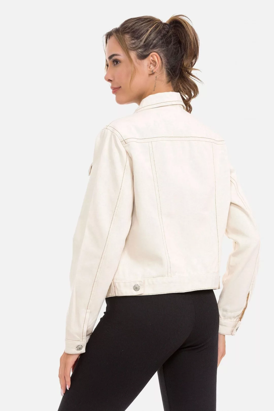 Cipo & Baxx Jeansjacke "Jeansjacke", ohne Kapuze, Mit praktischen Brusttasc günstig online kaufen