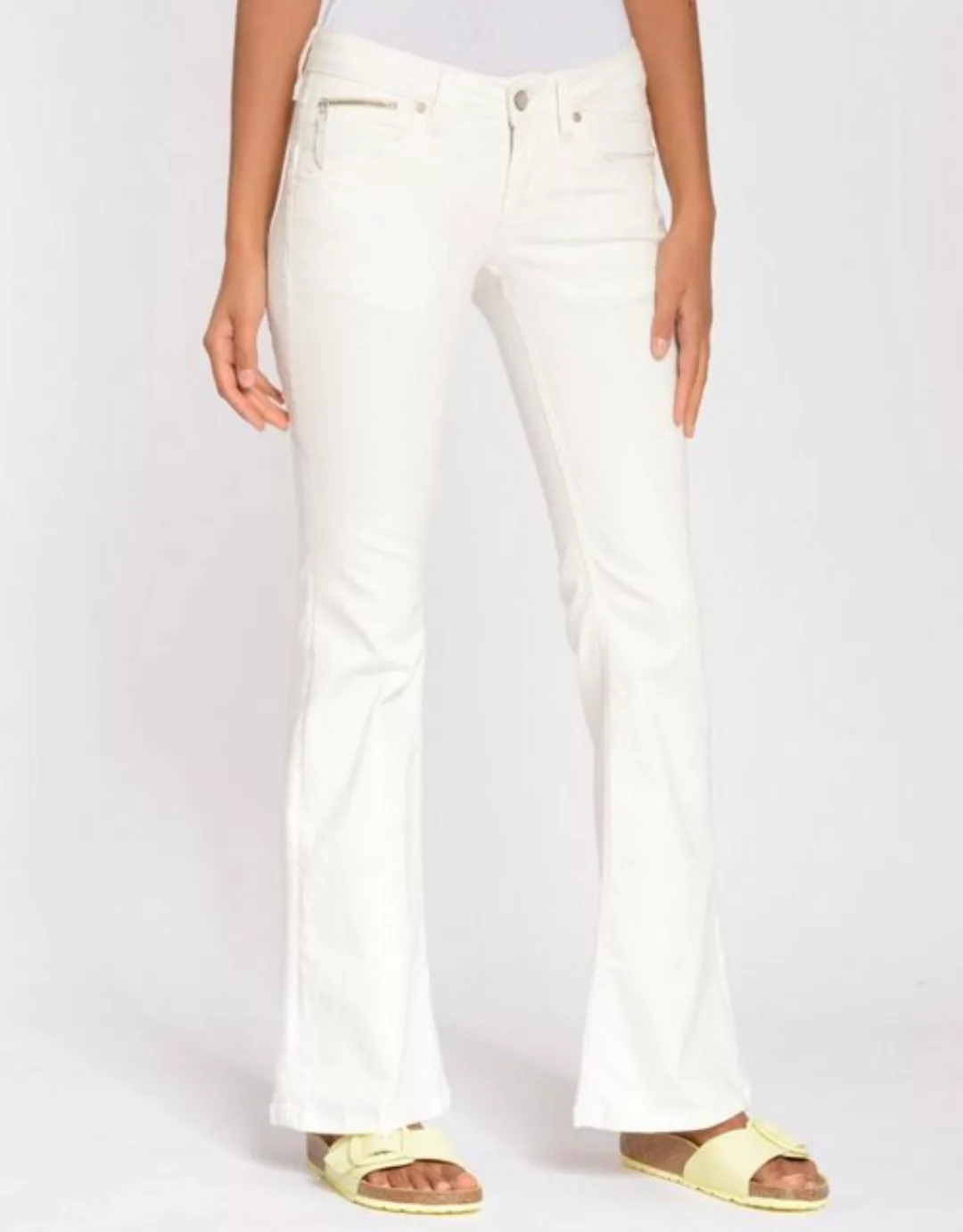 GANG Bootcut-Jeans "94NIKITA FLARED", 5-Pocket Style mit Zipper an der Coin günstig online kaufen