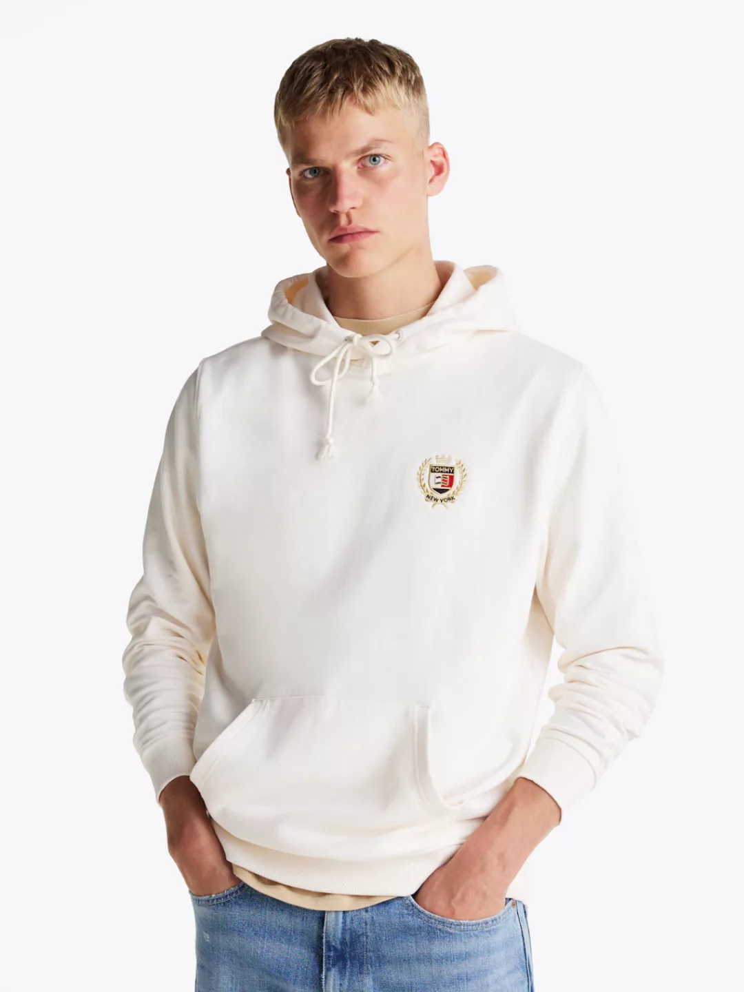 Tommy Jeans Sweatshirt TJM REG TJ FLAG CREST HOOD EXT besticktes Markenlogo günstig online kaufen