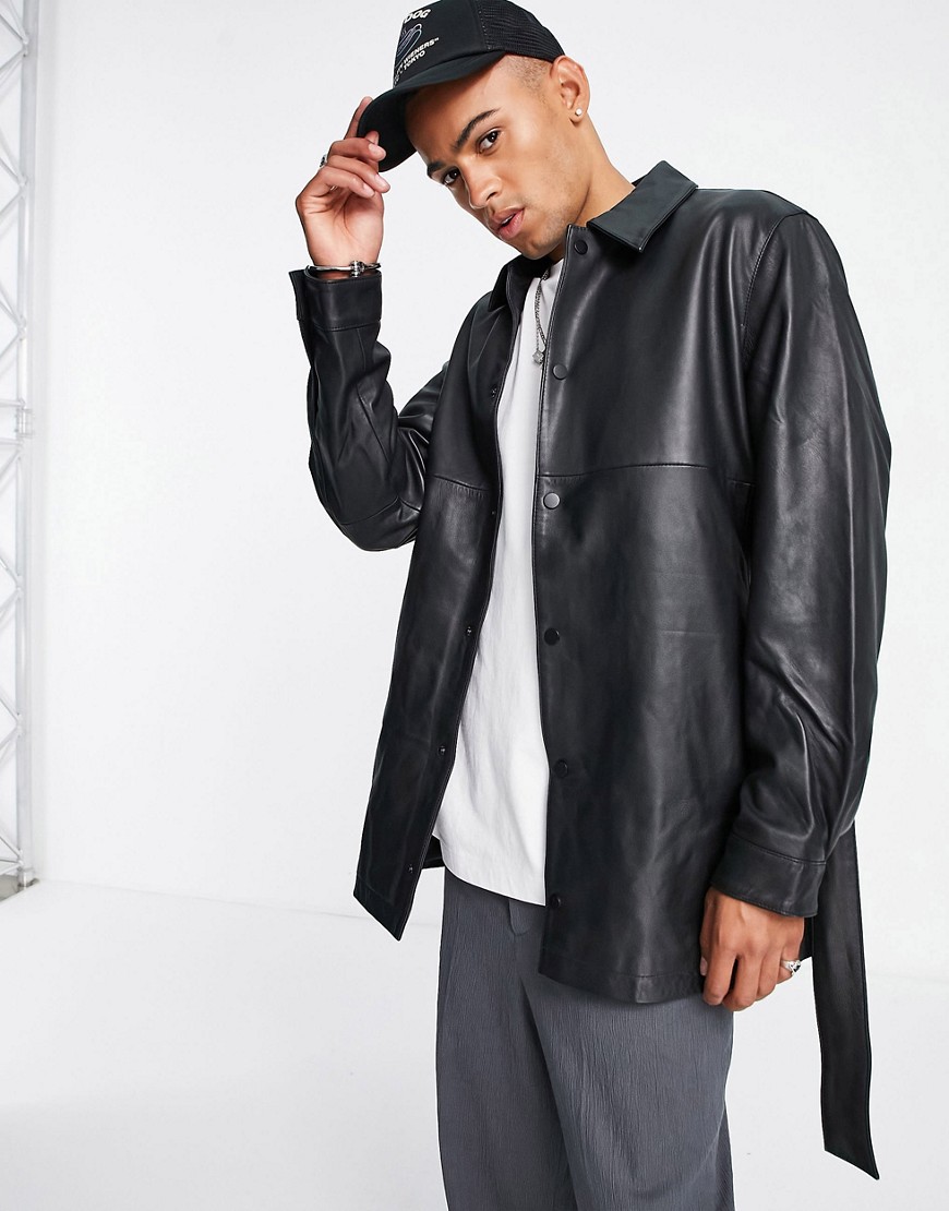 ASOS DESIGN – Longline-Hemdjacke aus Leder in Schwarz günstig online kaufen