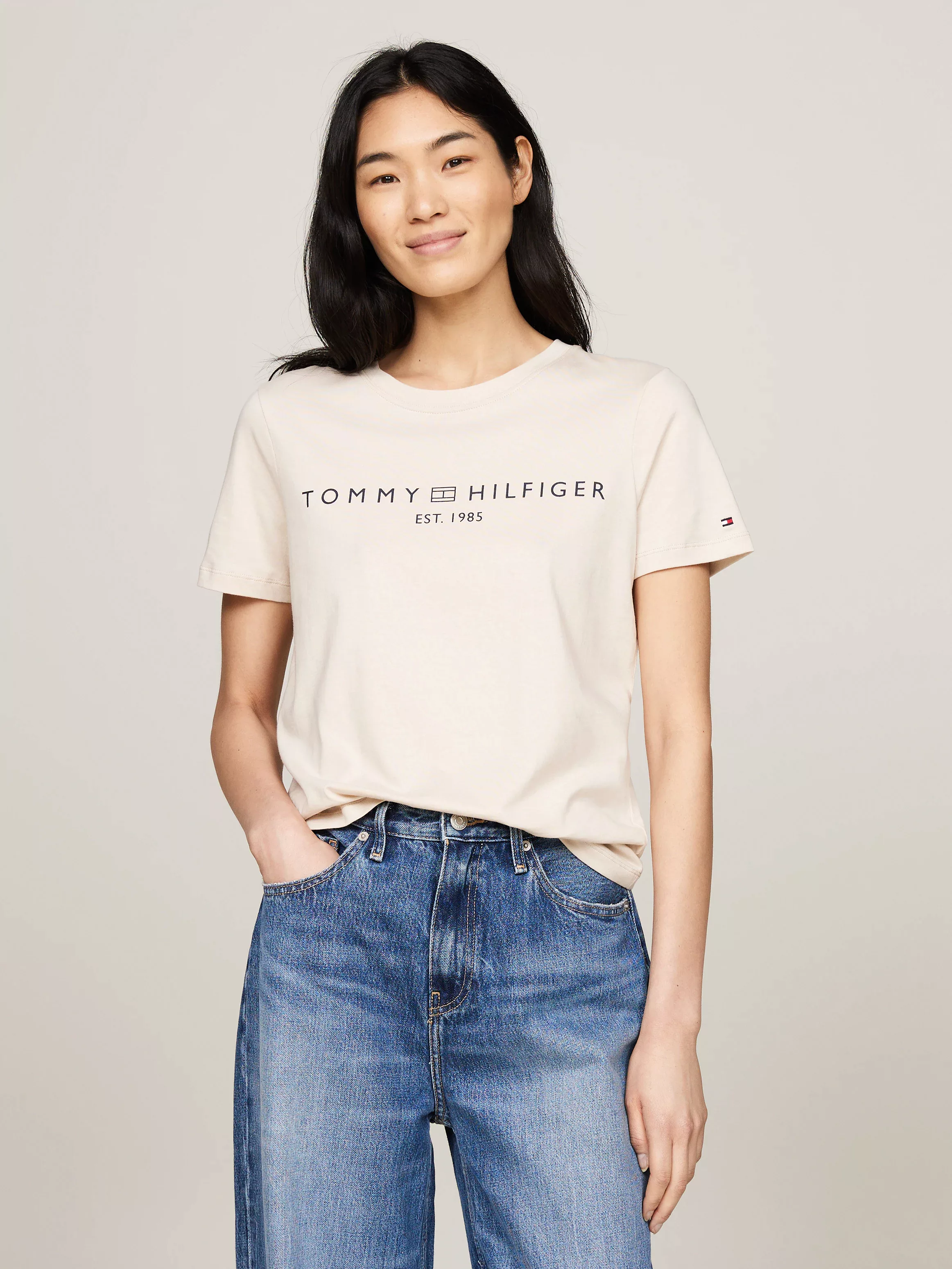 Tommy Hilfiger T-Shirt REG CORP LOGO C-NK SS mit Logoschriftzug günstig online kaufen