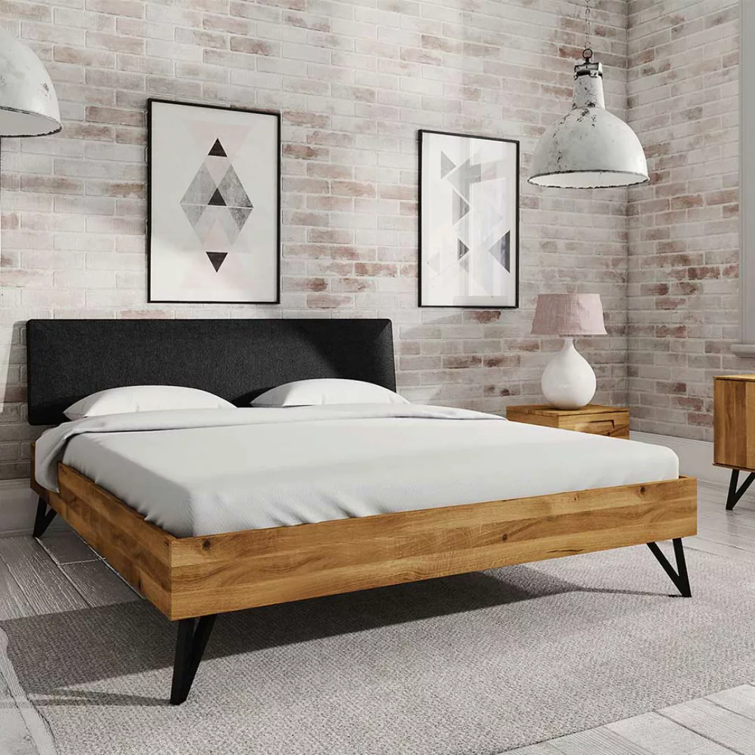 Tiefes Bett aus Wildeiche Massivholz und Stahl gepolstertem Kopfteil günstig online kaufen