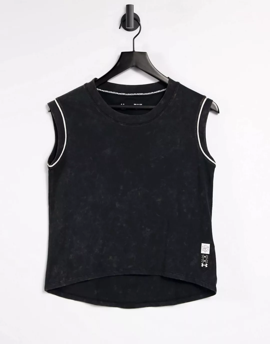Under Armour – Kurz geschnittenes Lauf-T-Shirt mit Flügelärmeln in Schwarz günstig online kaufen