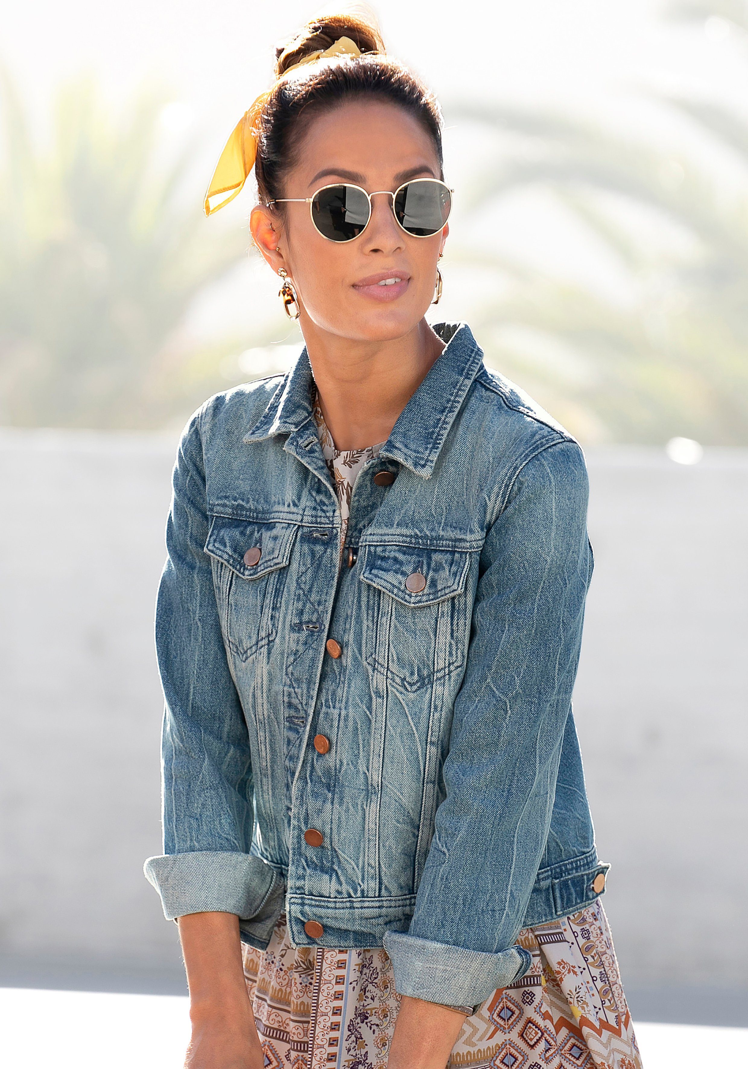 LASCANA Jeansjacke, mit zwei Pattentaschen, Denimjacke aus Baumwolle, Somme günstig online kaufen