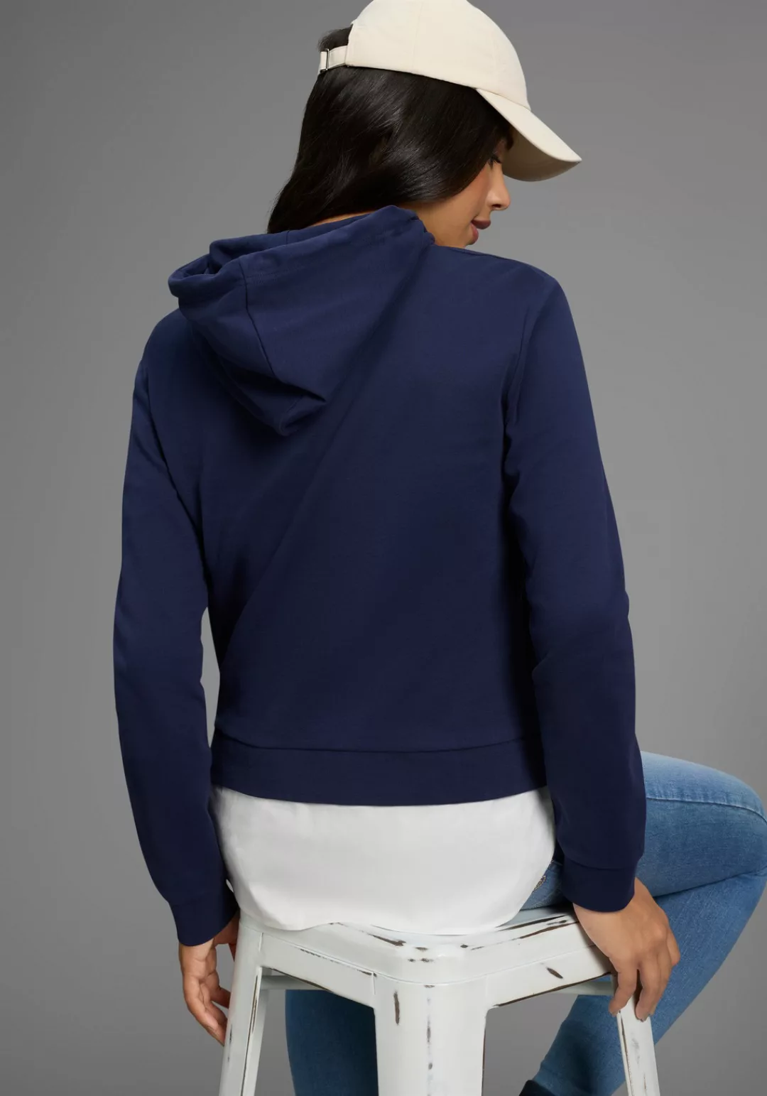 KangaROOS Kapuzensweatshirt, mit angenähtem Blusensaum günstig online kaufen