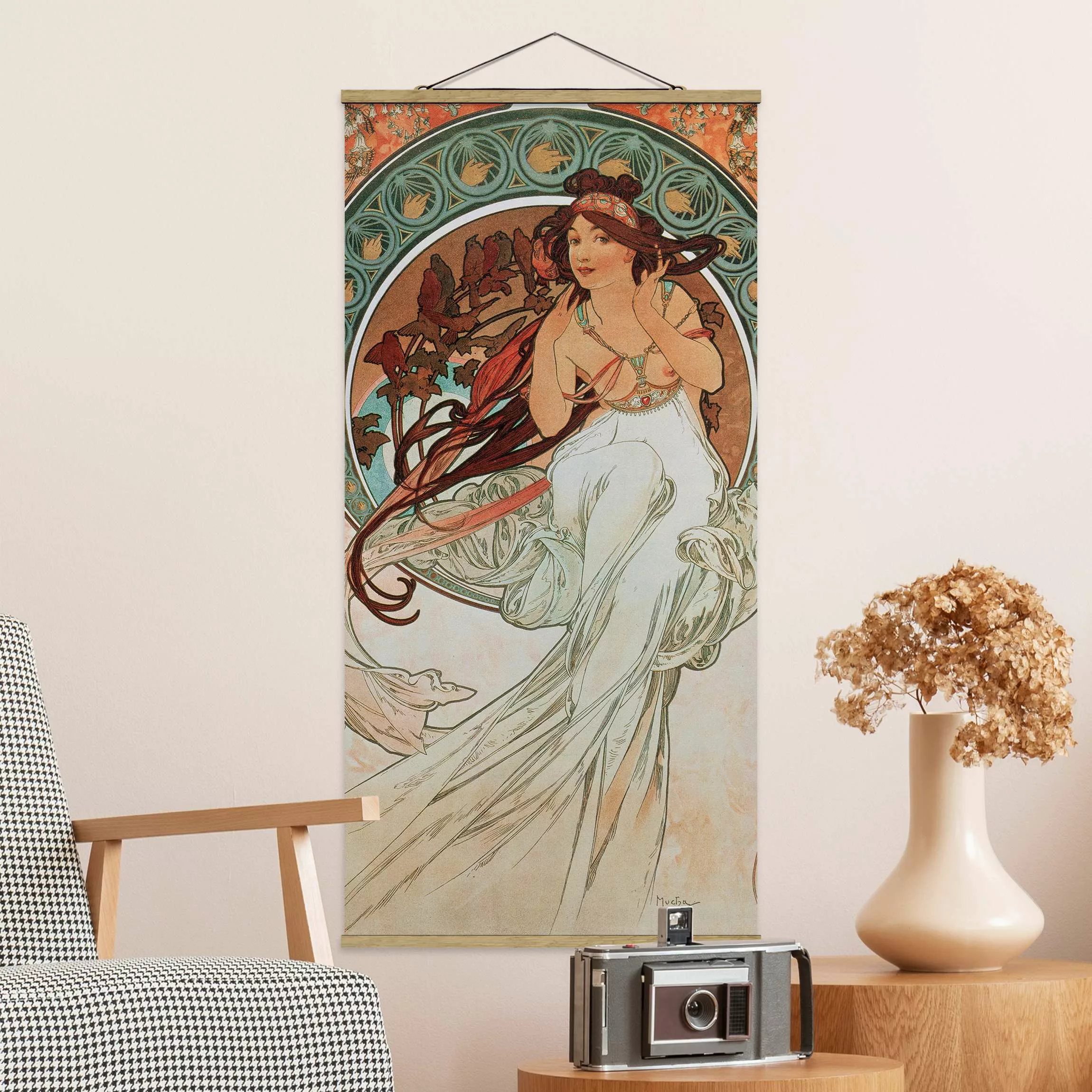 Stoffbild Kunstdruck mit Posterleisten - Hochformat Alfons Mucha - Vier Kün günstig online kaufen