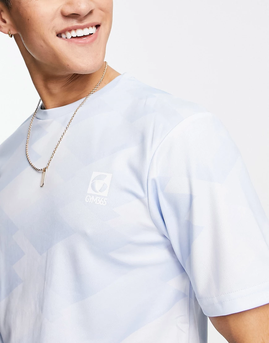 Gym 365 – Sport-T-Shirt in Pastellblau mit geometrischem Muster günstig online kaufen