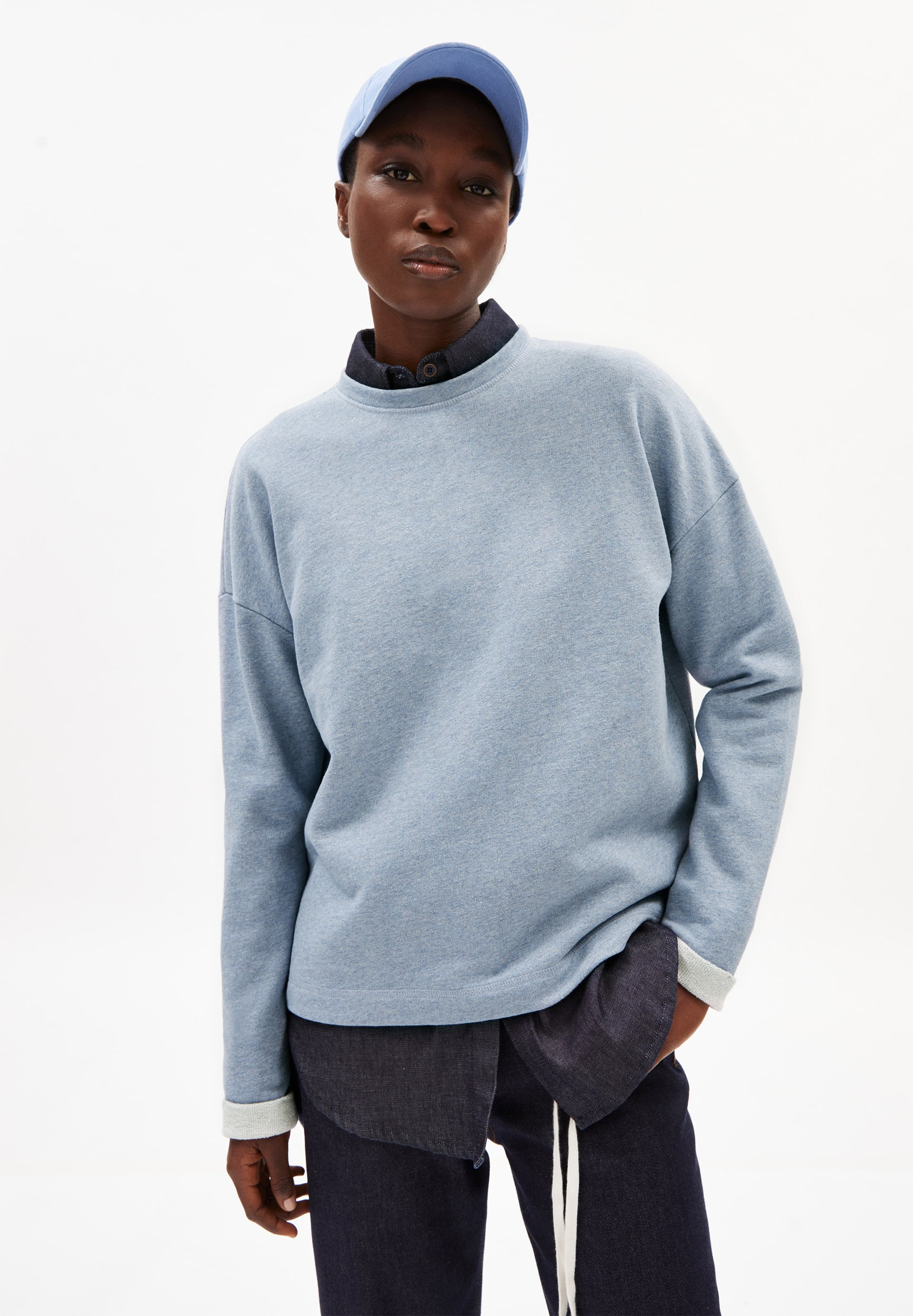 Sweatshirt MAALOU RECYCLEDD in faded blue von ARMEDANGELS günstig online kaufen