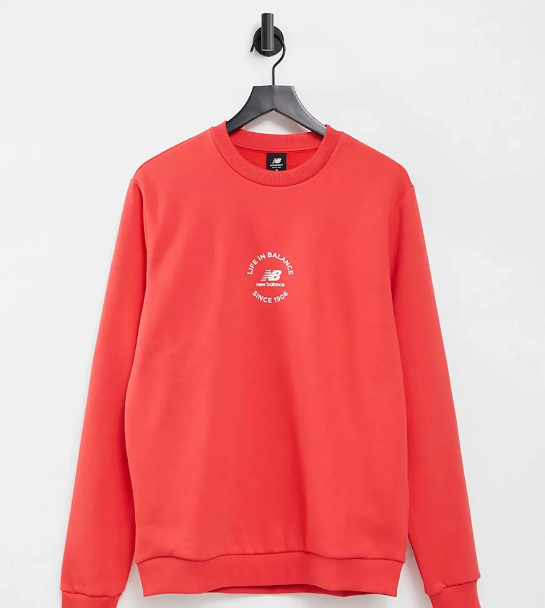 New Balance – Sweatshirt in Rot mit „Life in Balance“-Print – exklusiv bei günstig online kaufen