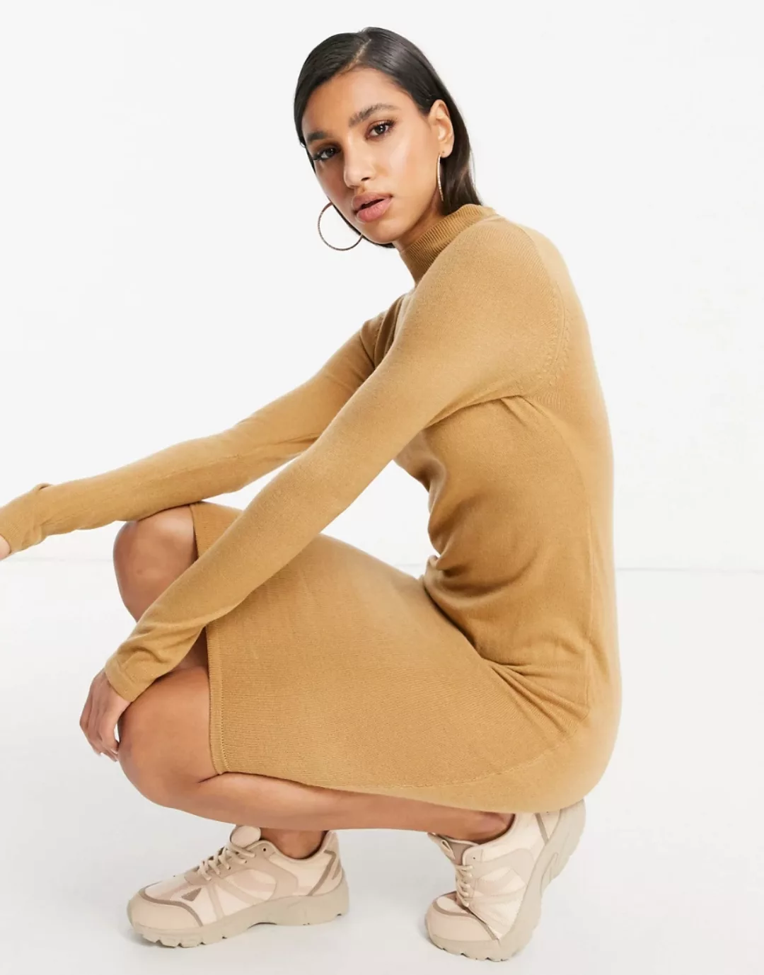 Brave Soul – Rouse – Pulloverkleid mit Stehkragen-Braun günstig online kaufen