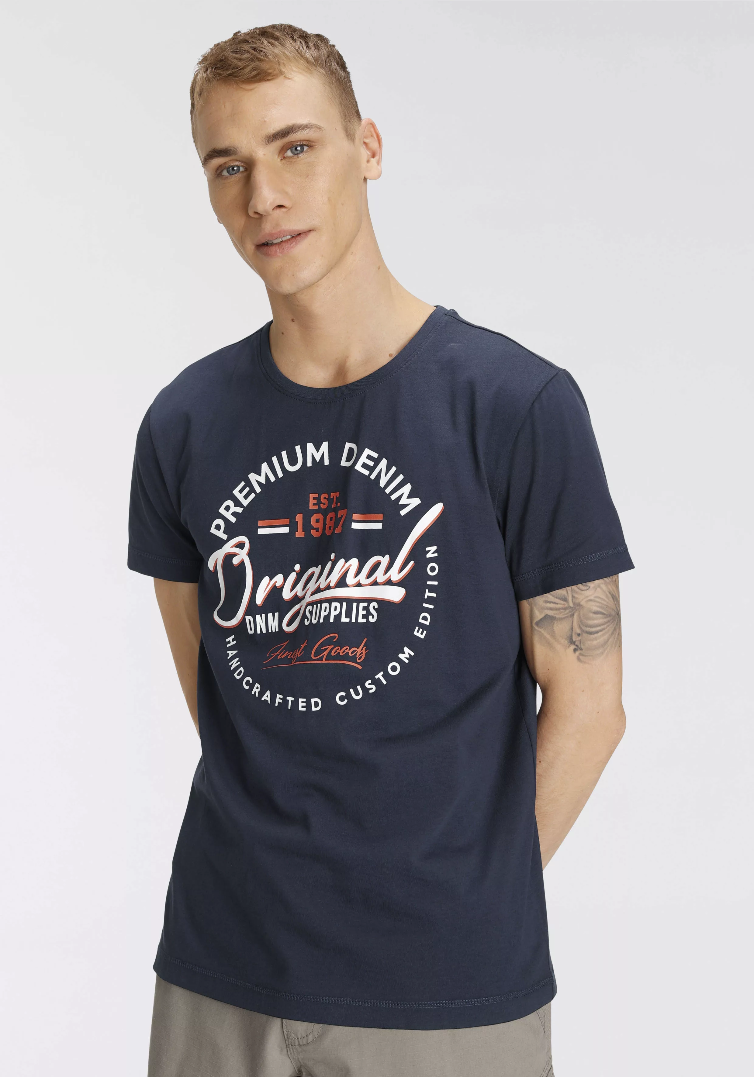 AJC T-Shirt, mit großem Print im Brustbereich günstig online kaufen
