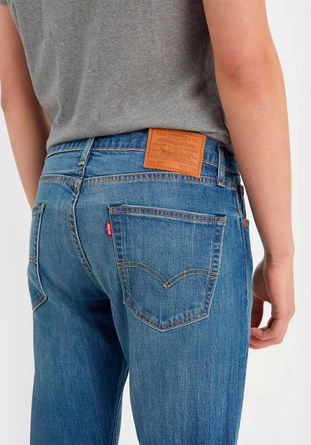 Levi's® Tapered-fit-Jeans 502 TAPER in elegantem, modernem Stil günstig online kaufen