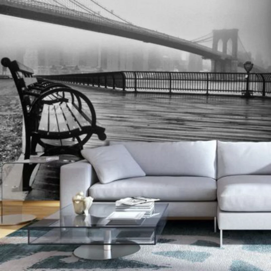 artgeist Fototapete A Foggy Day on the Brooklyn Bridge grau/schwarz Gr. 100 günstig online kaufen