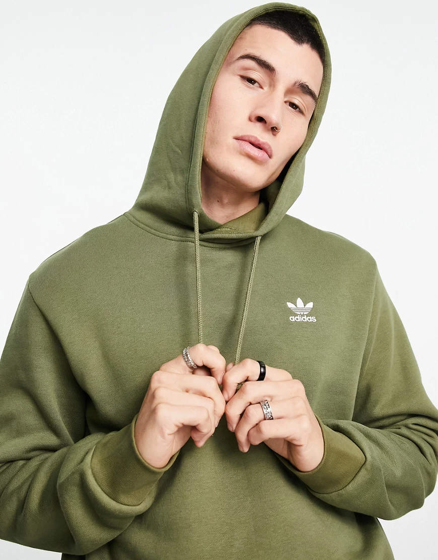 adidas Originals – Essentials – Kapuzenpullover in Focus-Olivgrün günstig online kaufen