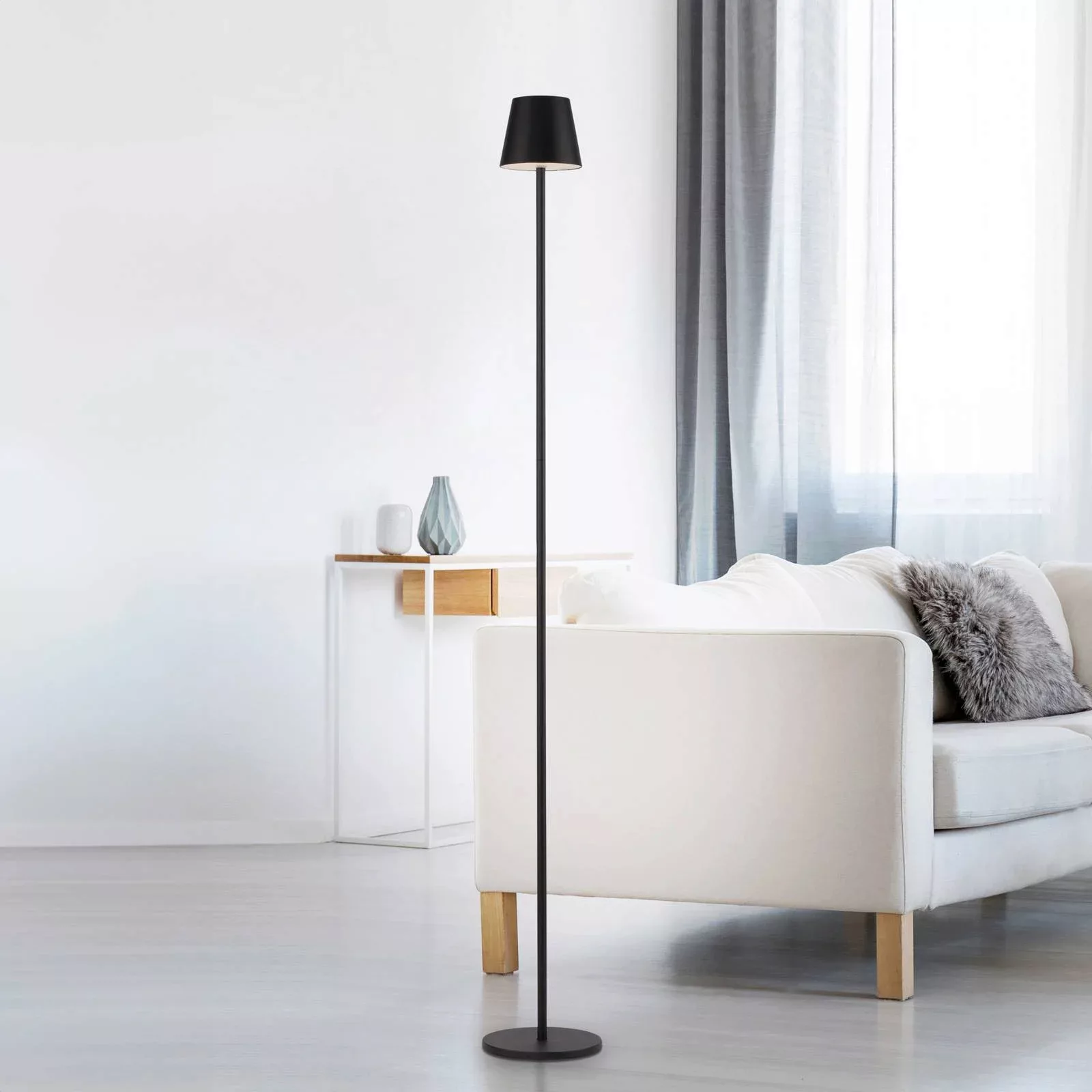 Just Light. LED-Akku-Stehleuchte Euria Schwarz 125 cm x Ø 16 cm günstig online kaufen