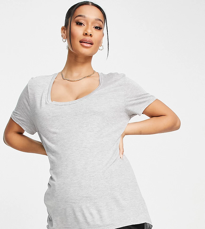 River Island – Umstandsmode – Geschichtetes Still-T-Shirt in Kalkgrau mit R günstig online kaufen