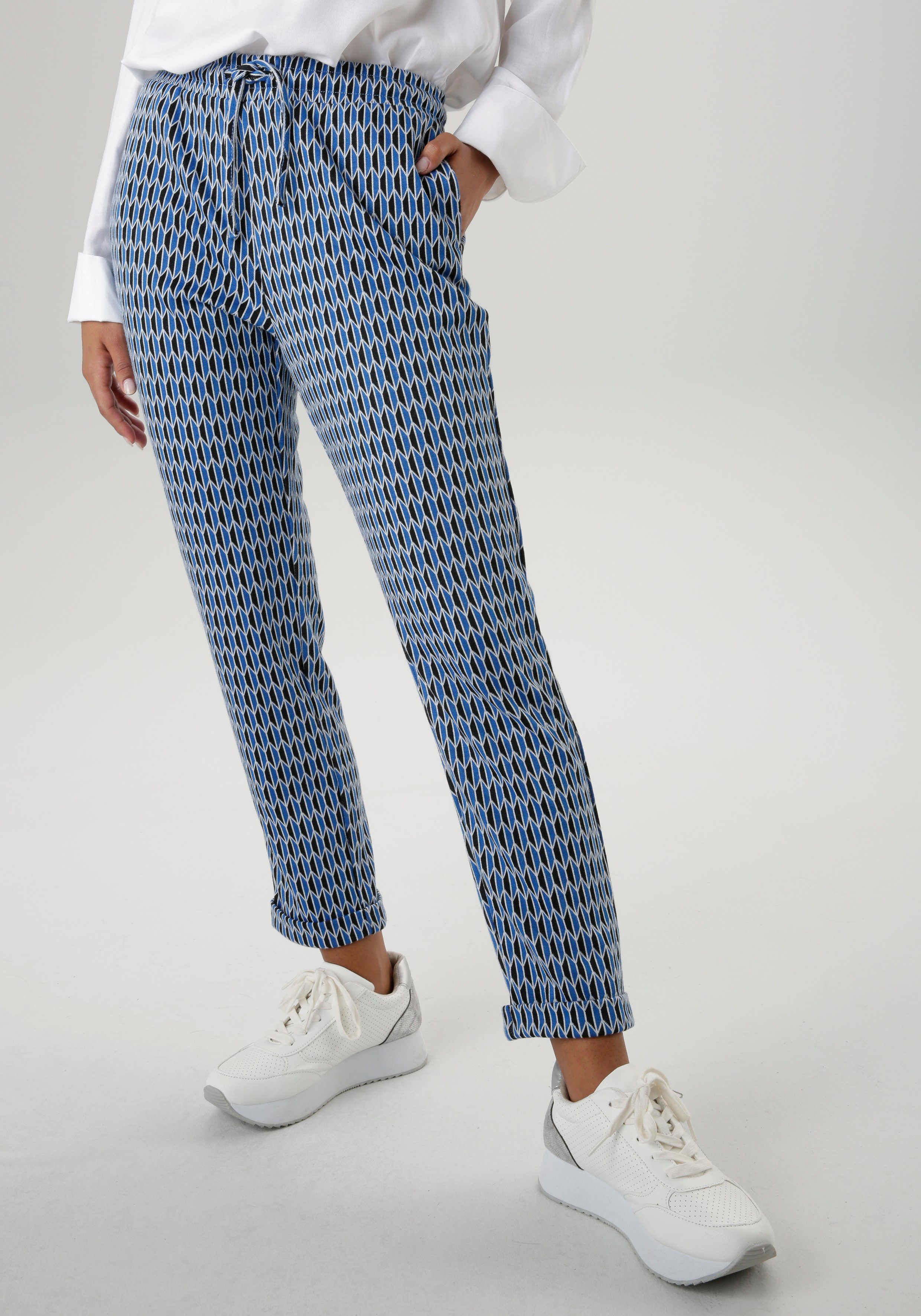 Aniston SELECTED Schlupfhose, mit geometrischem Muster günstig online kaufen