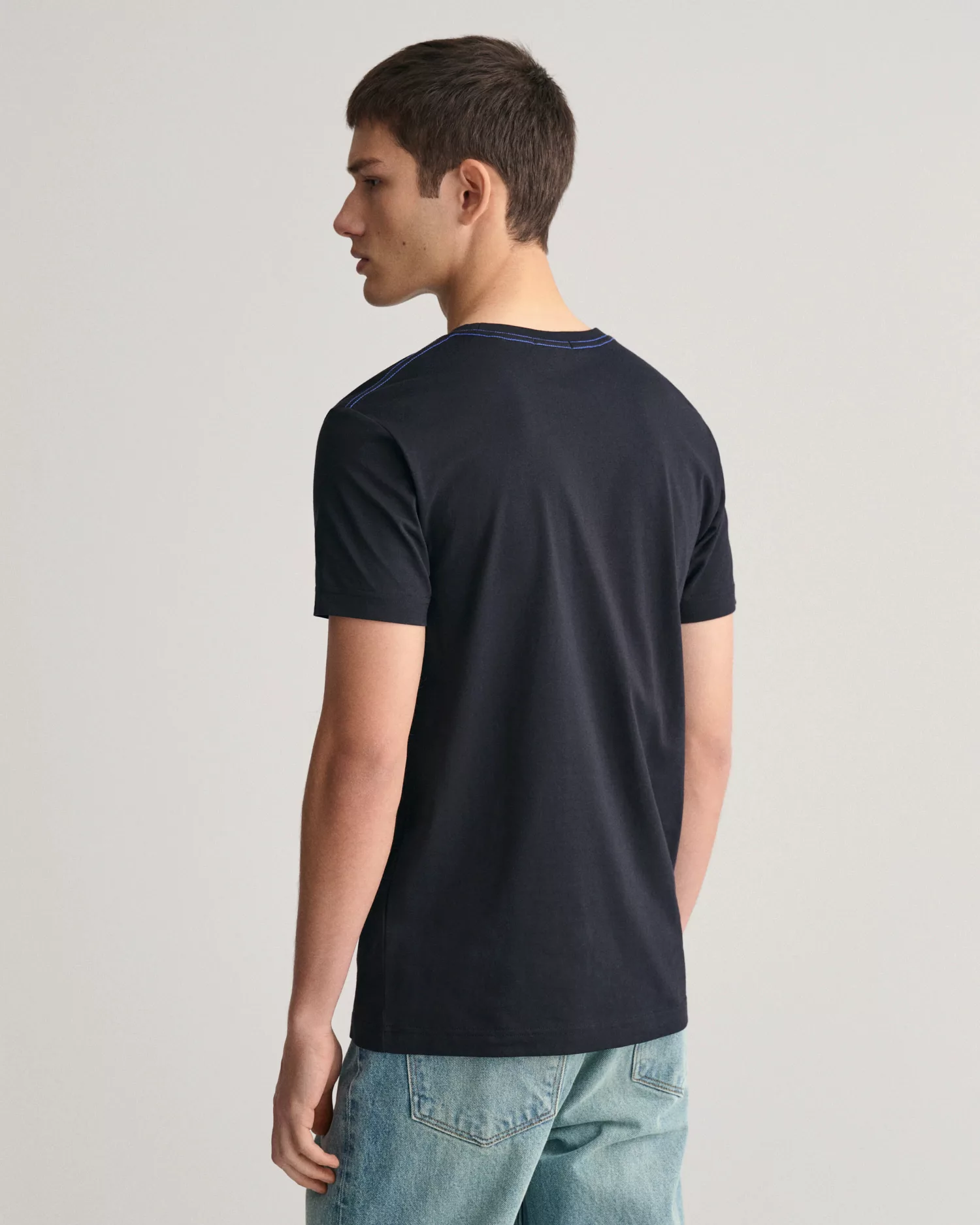 Gant T-Shirt CONTRAST LOGO SS T-SHIRT Kontrastfarbene Markenstickerei günstig online kaufen