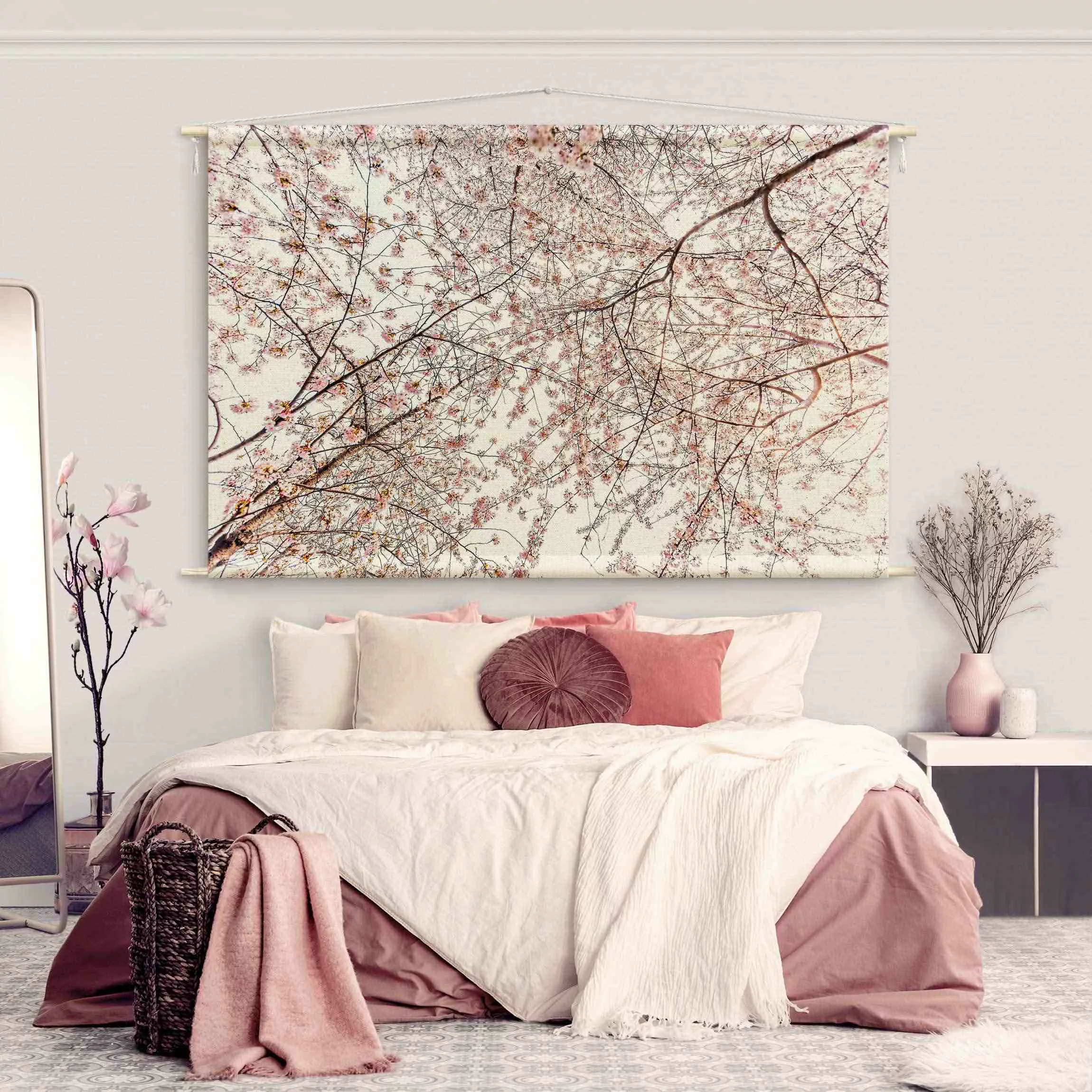 Wandteppich Blick in Kirschblütenzweige günstig online kaufen