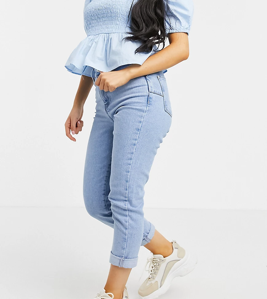 New Look Petite – Mom-Jeans in Hellblau mit betonter Taille günstig online kaufen