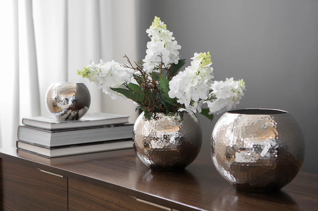 Fink Dekovase "MOON", (1 St.), Kugelvase, Tischvase aus Metall, mit gehämme günstig online kaufen